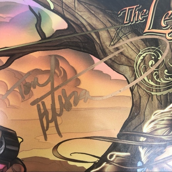 Signed By Tom Hutchison The Legend of Oz - The Wicked West - Comic Graphic Novel - Picture 4 of 13